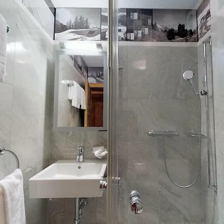 Giant 7 Appartamento Sankt Moritz